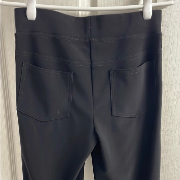 Joseph Ribkoff Black Leggings with Leopard Print Side Stripes Size 4 - Picture 8 of 12